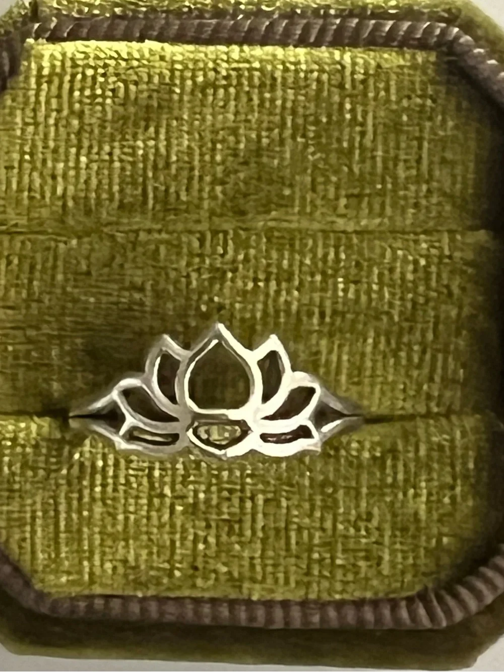 Elegant Design Lotus Flower Purity Rebirth Promise Ring Size 7